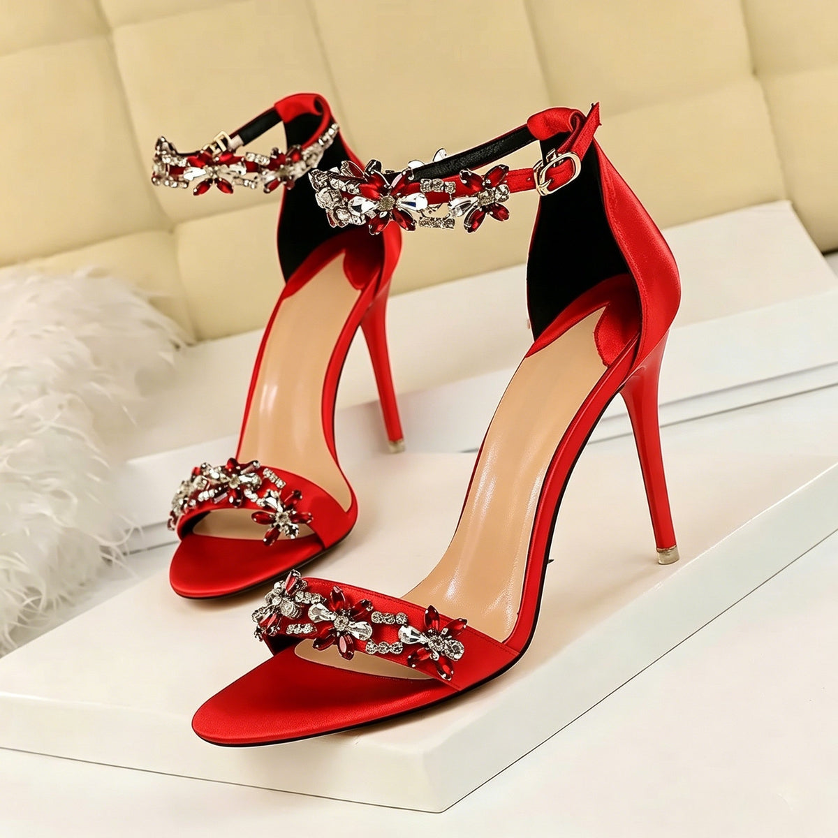 Women's Wedding Party Shoes Rhinestone Pearl Stiletto Pointed Toe Bridal Shoes