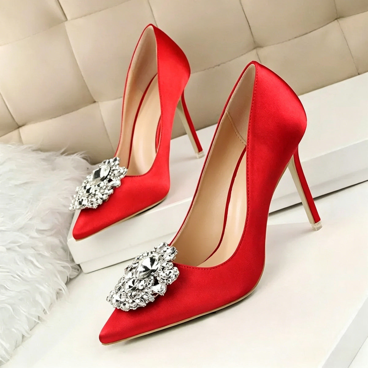 Women's Wedding Party Shoes Rhinestone Stiletto Heel Pointed Toe Bridal Shoes