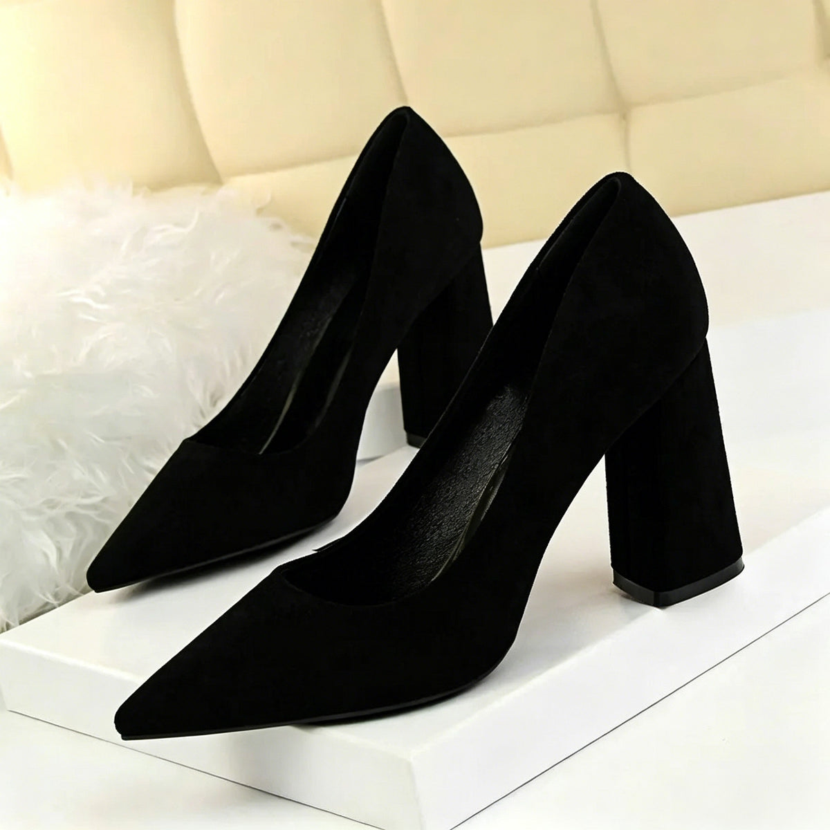 Women's Suede Wedding Party Shoes Chunky Heel Pointed Toe Bridal Shoes