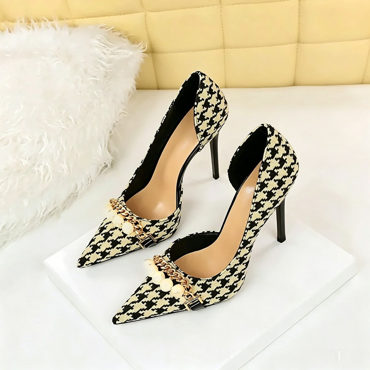 Women's Checkered Pattern Stiletto Heel Pointed Toe Wedding Party Shoes with Pearls