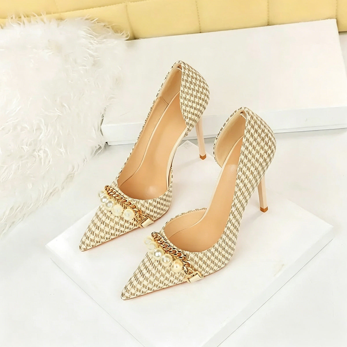 Women's Checkered Pattern Stiletto Heel Pointed Toe Wedding Party Shoes with Pearls