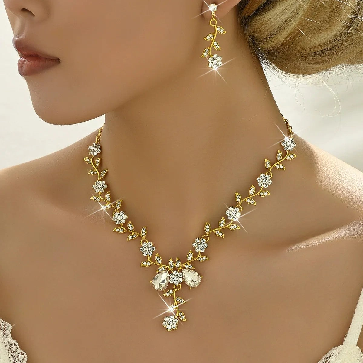 Vintage Rhinestone Flower Leaf Necklace Earrings Set for Evening Party