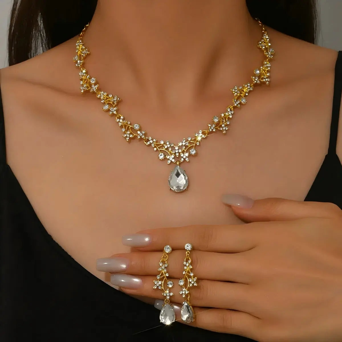 Floral Teardrop Crystal Bridal Jewelry Set Silver Plated Necklace Drop Earrings